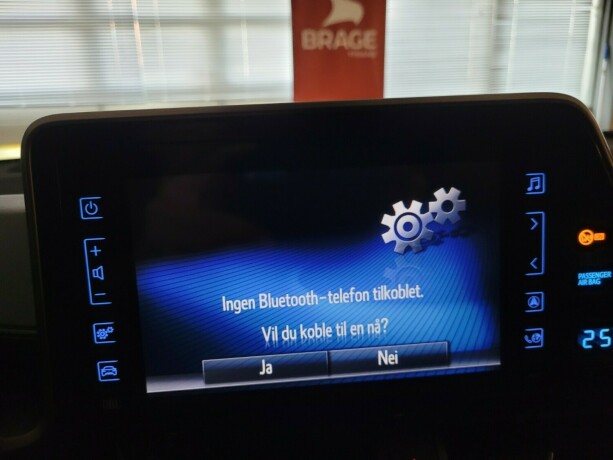 toyota-c-hr-elektrisitetbensin-2017-big-27