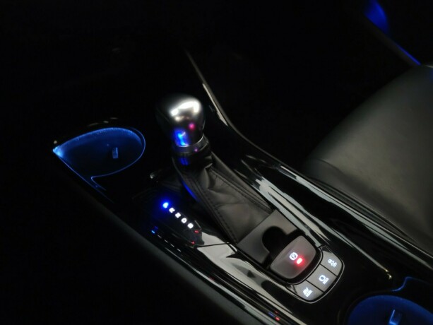 toyota-c-hr-elektrisitetbensin-2017-big-22