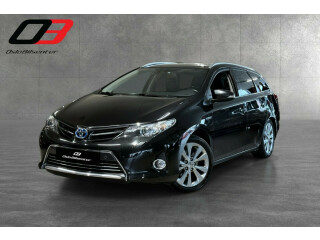 Toyota | Auris | Elektrisitet+bensin | 2015