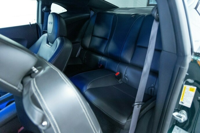 chevrolet-camaro-bensin-2015-big-13