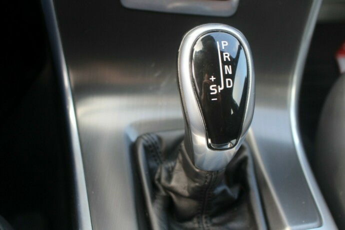 volvo-xc-60-diesel-2014-big-17