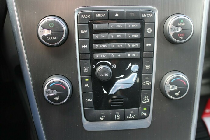 volvo-xc-60-diesel-2014-big-16