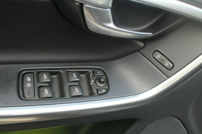 volvo-xc-60-diesel-2014-big-8