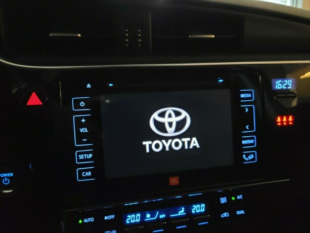 toyota-auris-elektrisitetbensin-2016-big-21