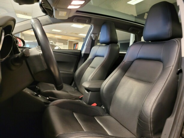 toyota-auris-elektrisitetbensin-2016-big-18