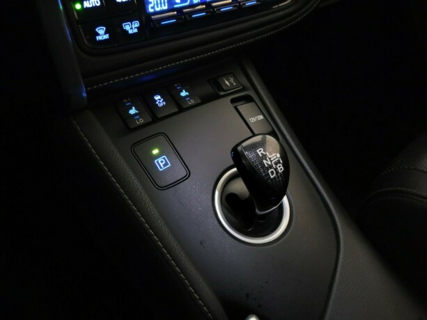 toyota-auris-elektrisitetbensin-2016-big-22