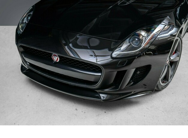 jaguar-f-type-bensin-2015-big-3