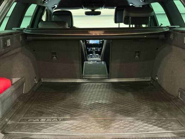 volkswagen-passat-elektrisitetbensin-2017-big-13