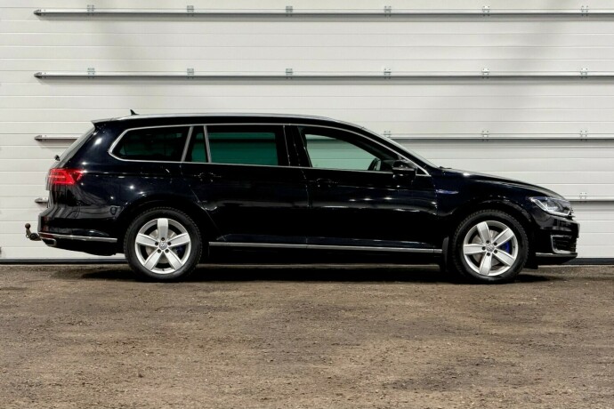 volkswagen-passat-elektrisitetbensin-2017-big-1