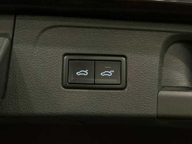 volkswagen-passat-elektrisitetbensin-2017-big-15