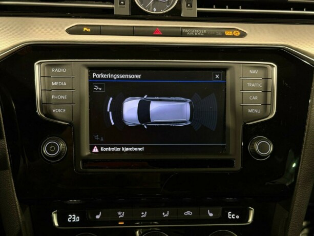 volkswagen-passat-elektrisitetbensin-2017-big-25