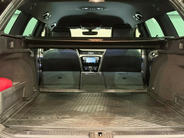 volkswagen-passat-elektrisitetbensin-2017-big-14