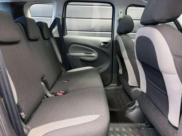 citroen-c3-picasso-diesel-2012-big-17