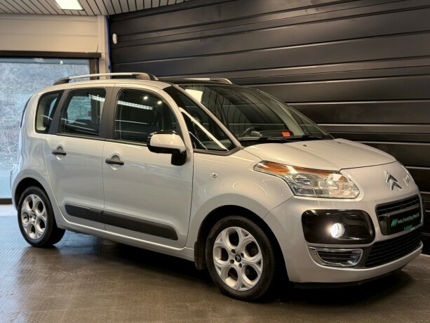 citroen-c3-picasso-diesel-2012-big-9