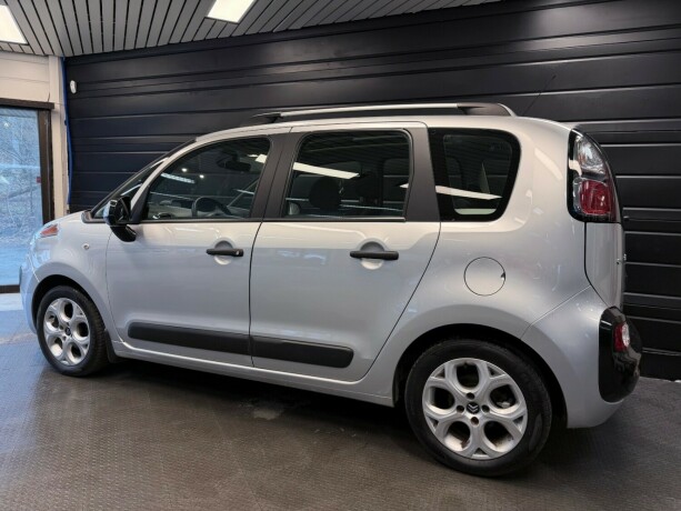 citroen-c3-picasso-diesel-2012-big-4