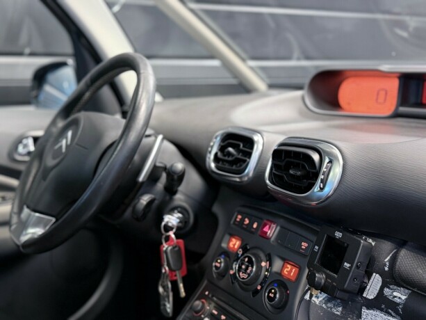 citroen-c3-picasso-diesel-2012-big-13