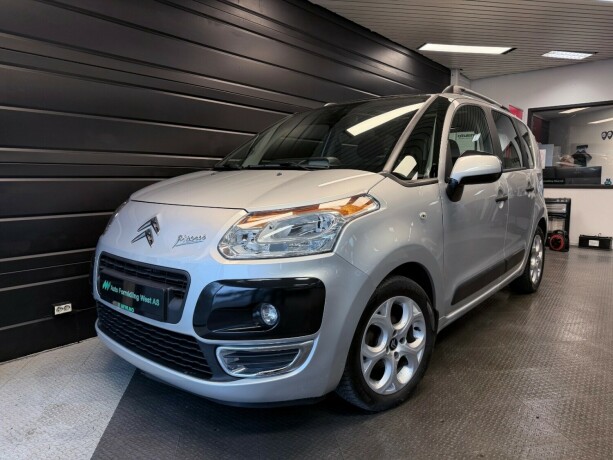 citroen-c3-picasso-diesel-2012-big-2