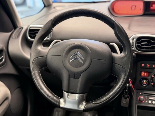 citroen-c3-picasso-diesel-2012-big-19