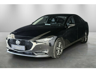 Mazda | 3 | Elektrisitet+bensin | 2021