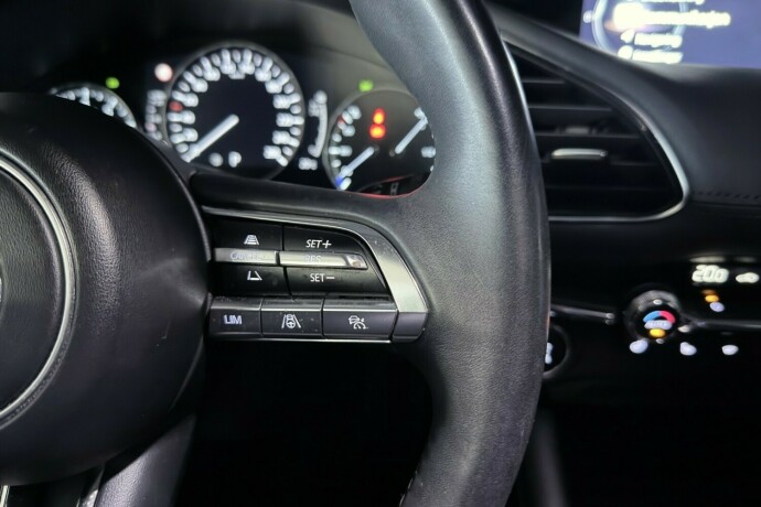 mazda-3-elektrisitetbensin-2021-big-19