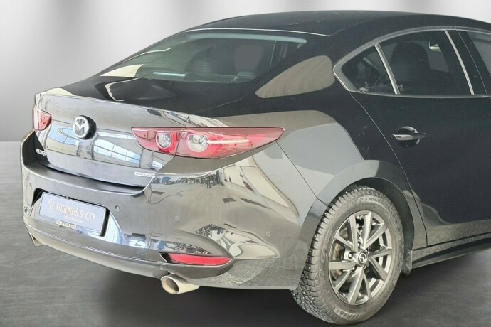 mazda-3-elektrisitetbensin-2021-big-4