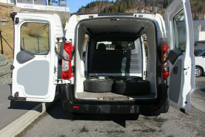 citroen-jumpy-diesel-2015-big-5