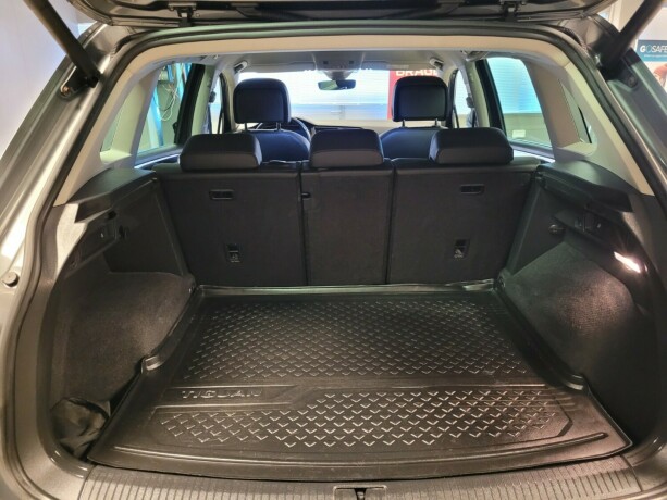 volkswagen-tiguan-diesel-2019-big-20