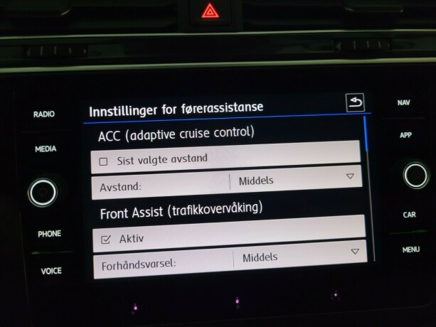 volkswagen-tiguan-diesel-2019-big-38