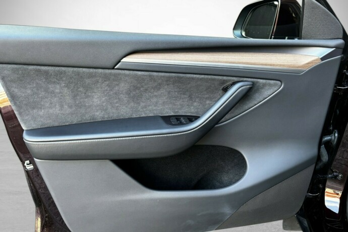 tesla-model-y-elektrisitet-2023-big-11