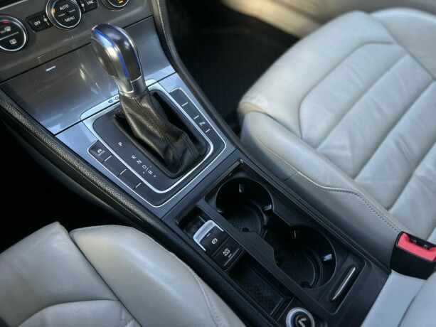 volkswagen-golf-elektrisitet-2016-big-15