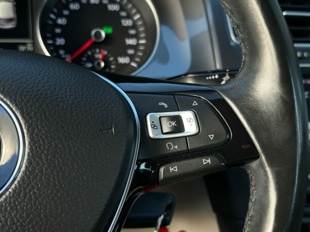 volkswagen-golf-elektrisitet-2016-big-23