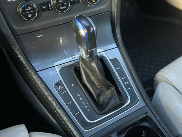 volkswagen-golf-elektrisitet-2016-big-16