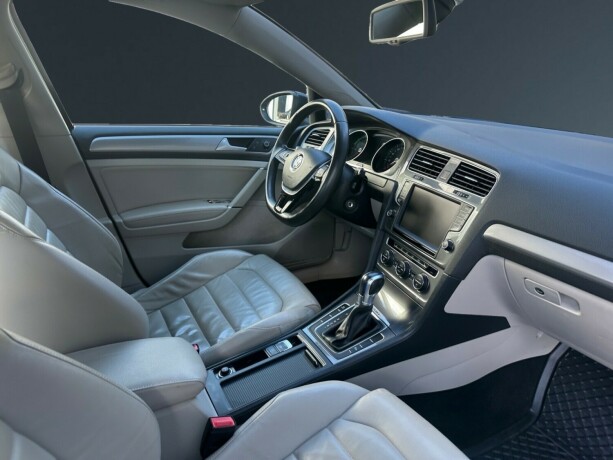 volkswagen-golf-elektrisitet-2016-big-11