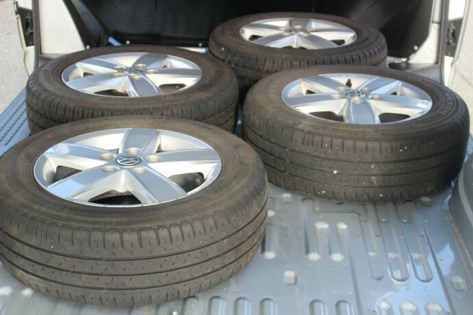 volkswagen-transporter-diesel-2019-big-6