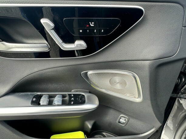 mercedes-benz-c-klasse-elektrisitetbensin-2022-big-9