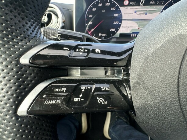 mercedes-benz-c-klasse-elektrisitetbensin-2022-big-20