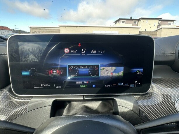 mercedes-benz-c-klasse-elektrisitetbensin-2022-big-22