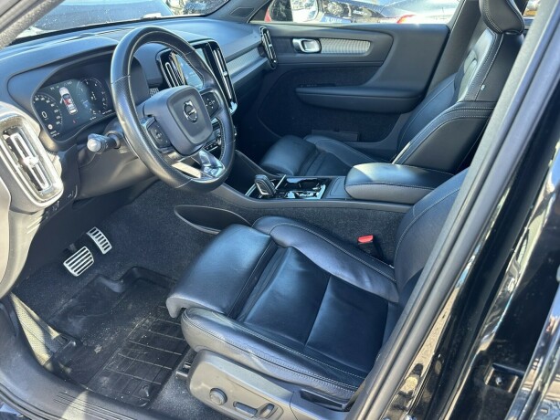 volvo-xc-40-diesel-2019-big-6