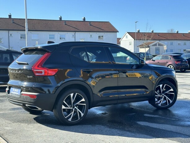 volvo-xc-40-diesel-2019-big-3