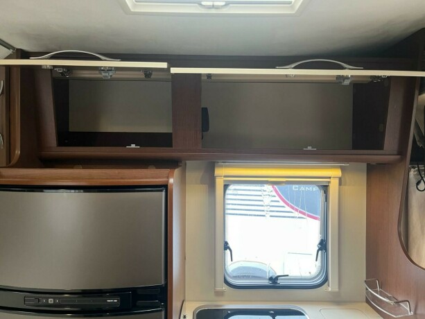 roller-team-t-line-xl-s-queensbed-senkeseng-webasto-stort-kj248leskap-registerkjede-lav-km-diesel-2013-big-39