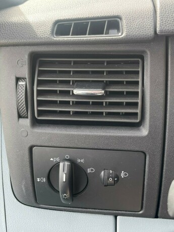 roller-team-t-line-xl-s-queensbed-senkeseng-webasto-stort-kj248leskap-registerkjede-lav-km-diesel-2013-big-17