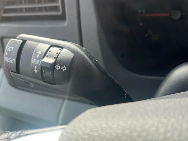 roller-team-t-line-xl-s-queensbed-senkeseng-webasto-stort-kj248leskap-registerkjede-lav-km-diesel-2013-big-19