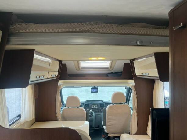 roller-team-t-line-xl-s-queensbed-senkeseng-webasto-stort-kj248leskap-registerkjede-lav-km-diesel-2013-big-33