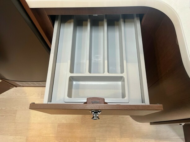 roller-team-t-line-xl-s-queensbed-senkeseng-webasto-stort-kj248leskap-registerkjede-lav-km-diesel-2013-big-47