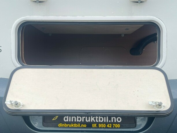 roller-team-t-line-xl-s-queensbed-senkeseng-webasto-stort-kj248leskap-registerkjede-lav-km-diesel-2013-big-10