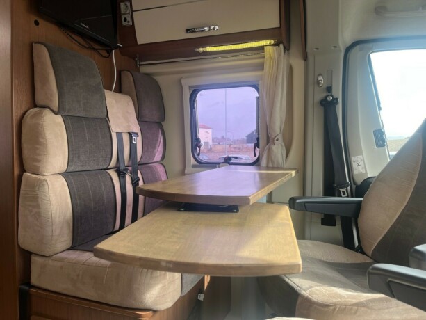 chausson-twist-02-s-dobbelseng-bak-seng-i-sittegruppe-webasto-dusj-gasstest-diesel-2014-big-30