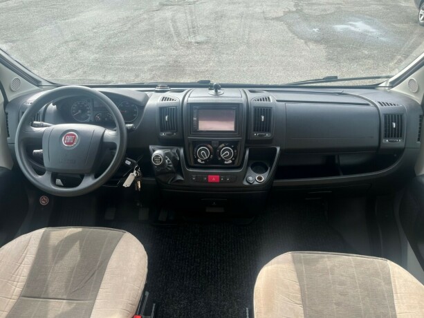 chausson-twist-02-s-dobbelseng-bak-seng-i-sittegruppe-webasto-dusj-gasstest-diesel-2014-big-17