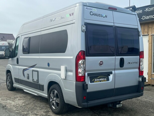 chausson-twist-02-s-dobbelseng-bak-seng-i-sittegruppe-webasto-dusj-gasstest-diesel-2014-big-6