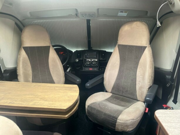 chausson-twist-02-s-dobbelseng-bak-seng-i-sittegruppe-webasto-dusj-gasstest-diesel-2014-big-26