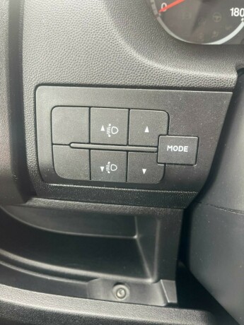 chausson-twist-02-s-dobbelseng-bak-seng-i-sittegruppe-webasto-dusj-gasstest-diesel-2014-big-18